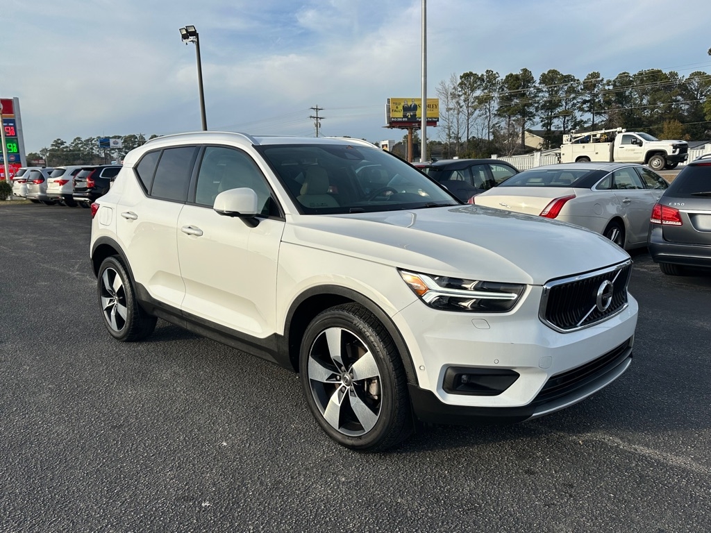 Volvo XC40 T5 Momentum AWD 2019
