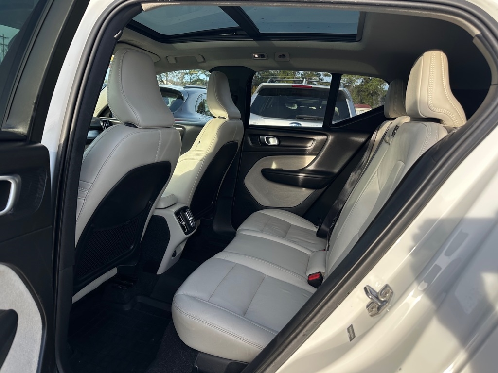 Volvo XC40 T5 Momentum AWD 2019