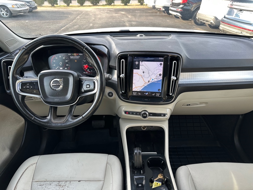 Volvo XC40 T5 Momentum AWD 2019