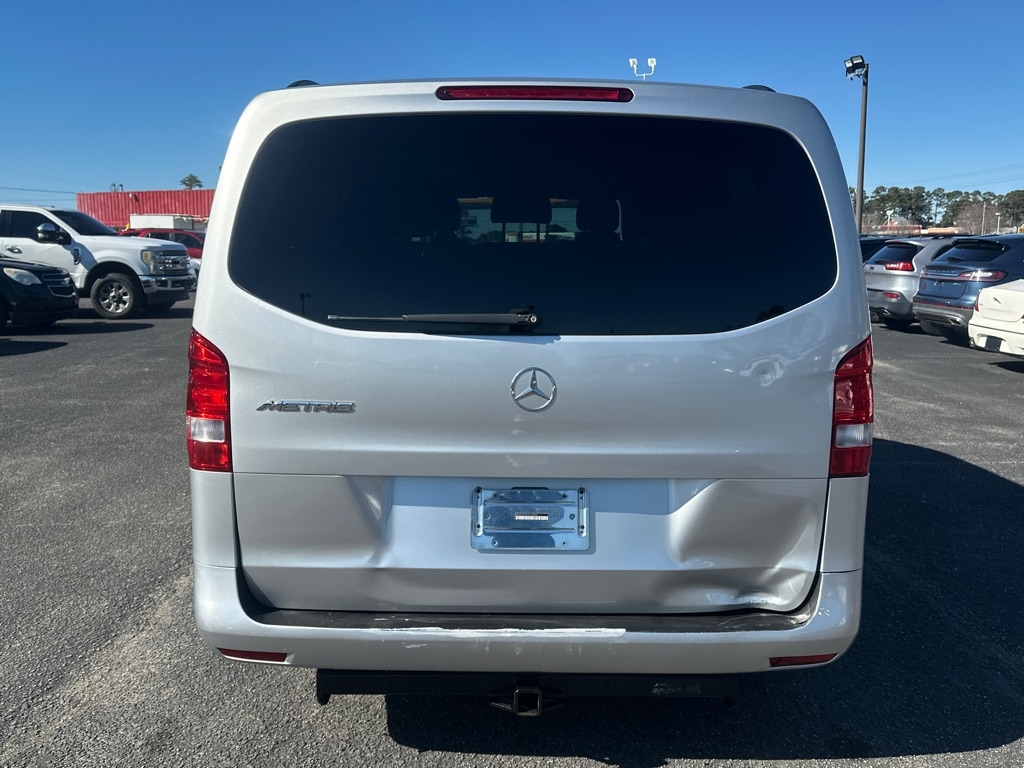 Mercedes-Benz Metris Passenger Van 2016