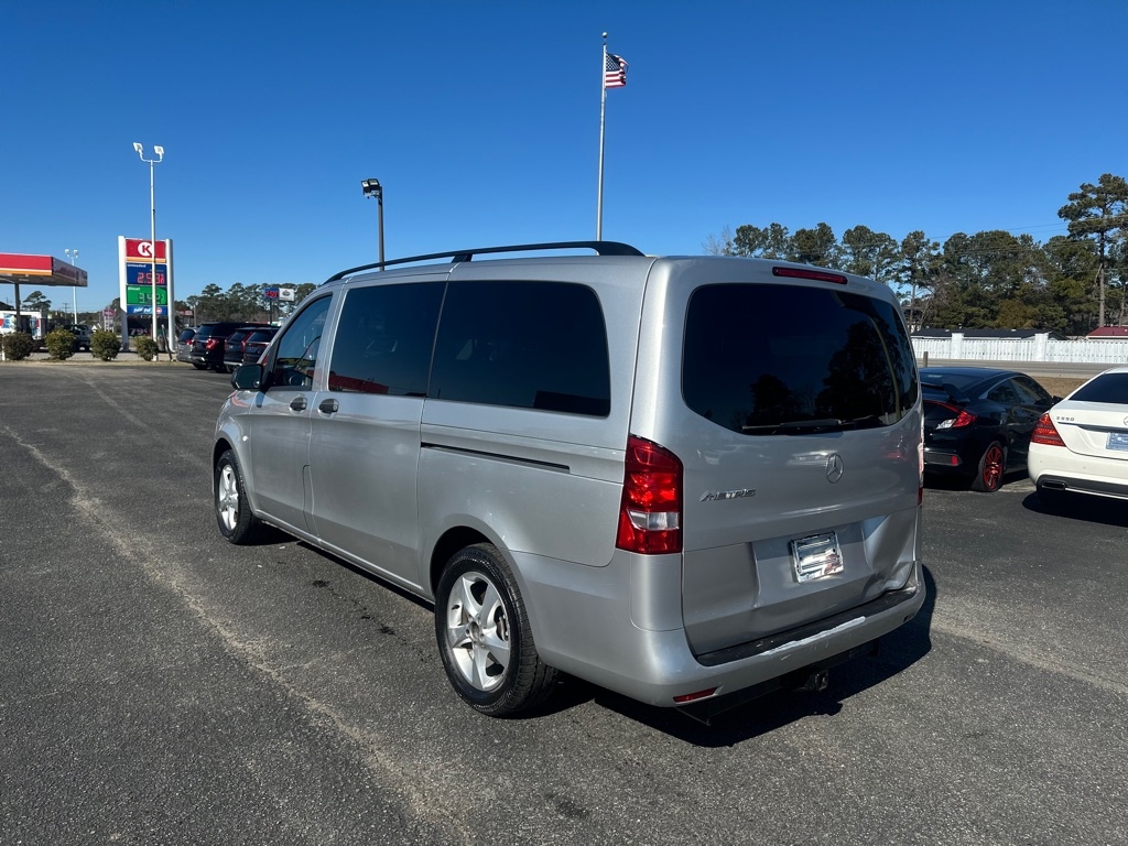 Mercedes-Benz Metris Passenger Van 2016