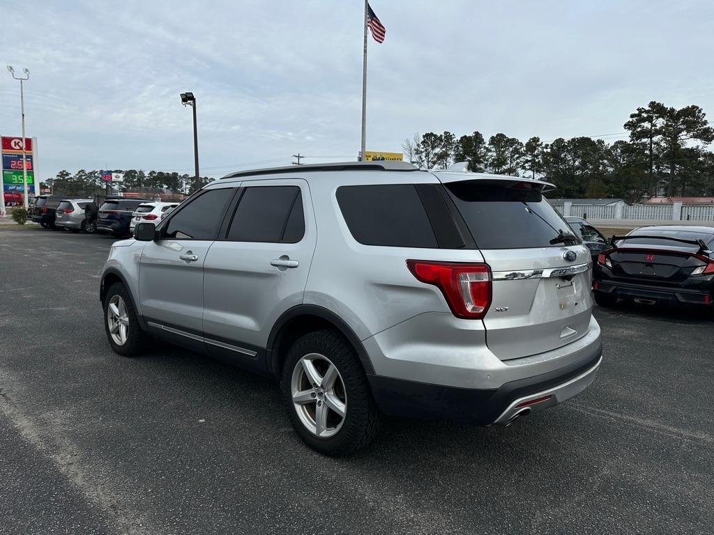 Ford Explorer XLT 4WD 2016