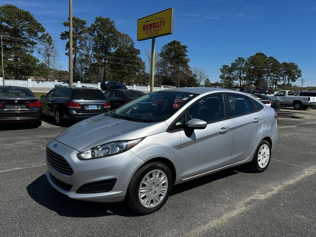Ford Fiesta S Sedan 2014