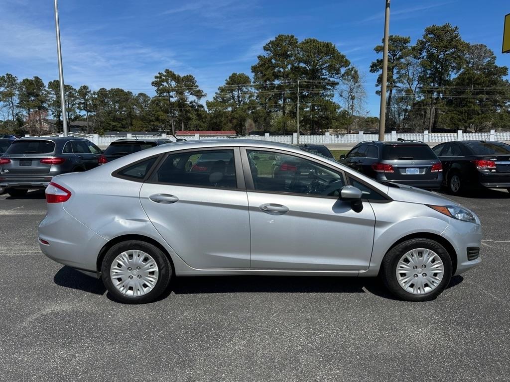 Ford Fiesta S Sedan 2014