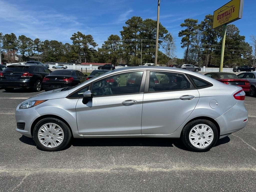 Ford Fiesta S Sedan 2014