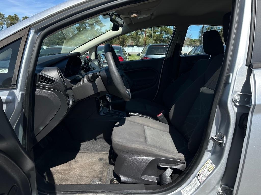 Ford Fiesta S Sedan 2014