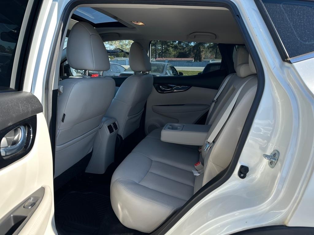 Nissan Rogue Sport FWD SL 2017