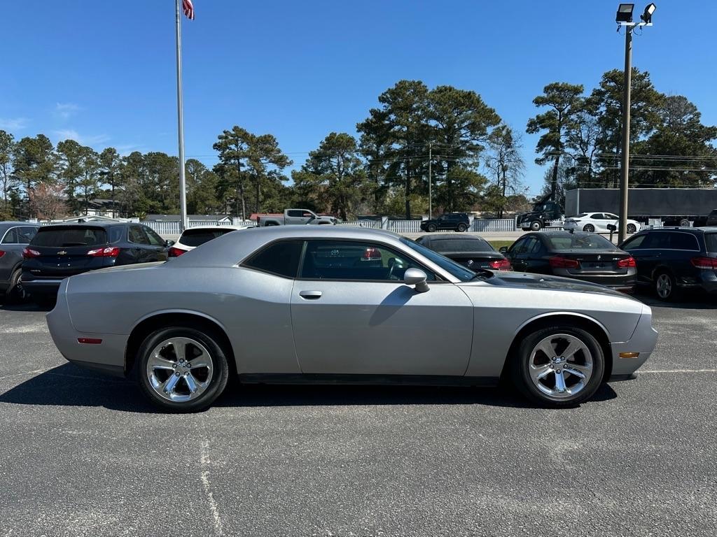 Dodge Challenger 2dr Cpe SXT 2014