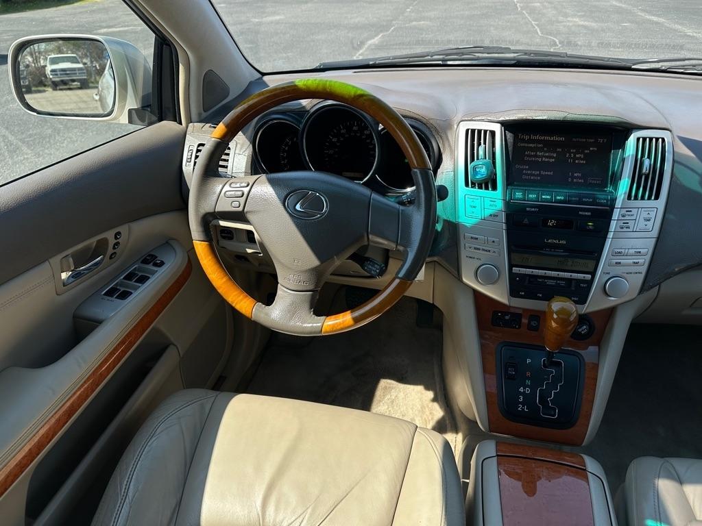 Lexus RX 330 4dr SUV AWD 2004