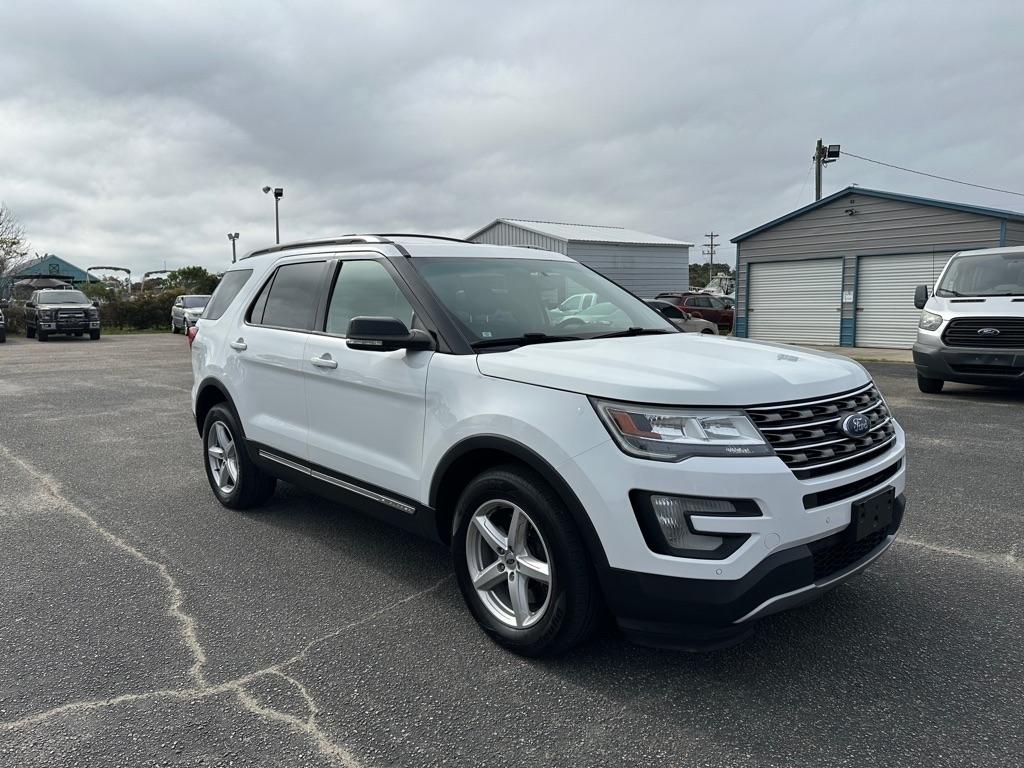 Ford Explorer 4WD 4dr XLT 2016