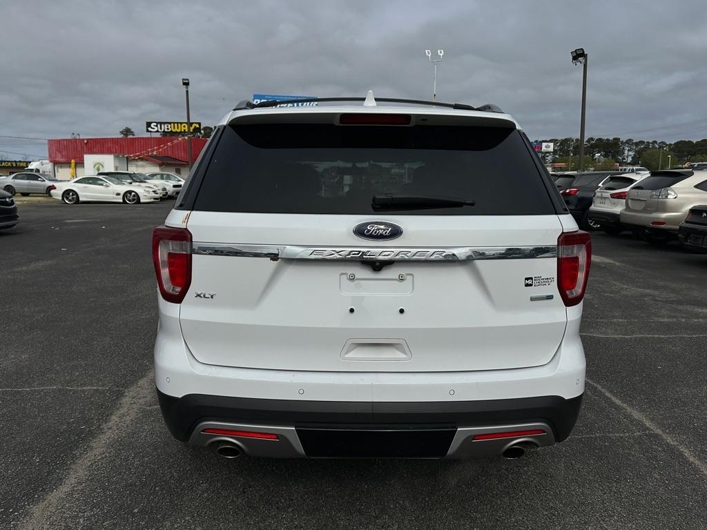 Ford Explorer 4WD 4dr XLT 2016