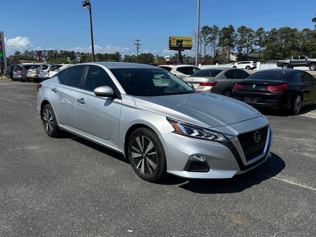 Nissan Altima 2.5 SV AWD Sedan 2022