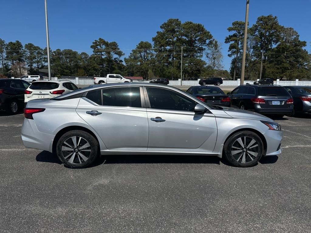 Nissan Altima 2.5 SV AWD Sedan 2022