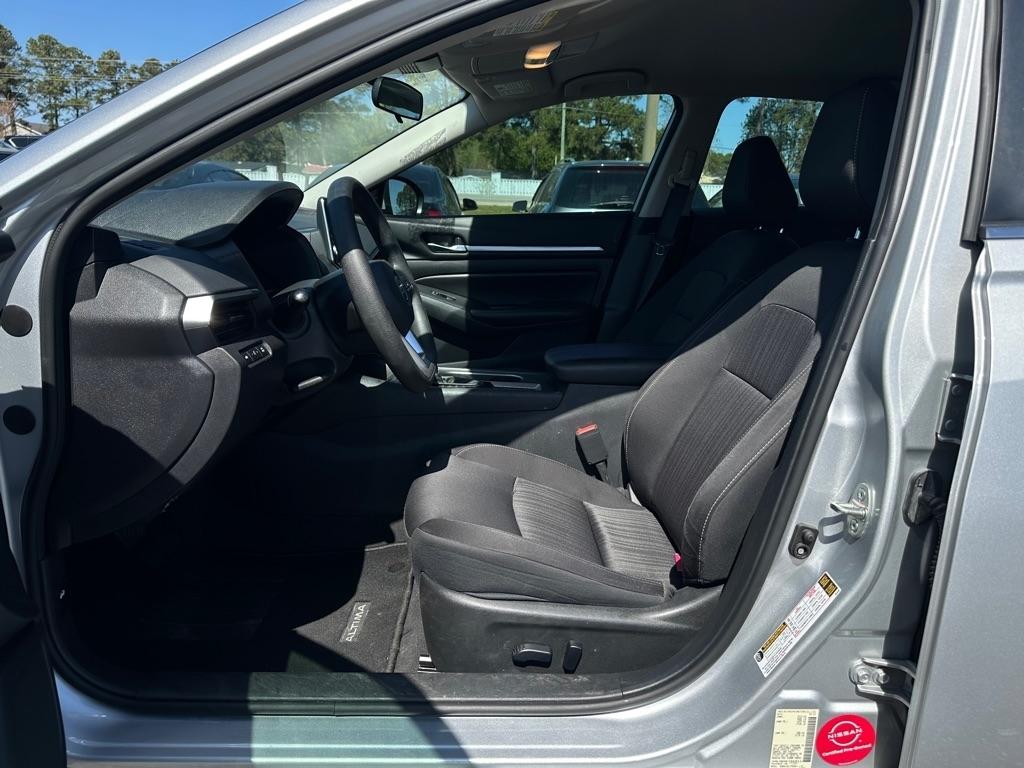 Nissan Altima 2.5 SV AWD Sedan 2022