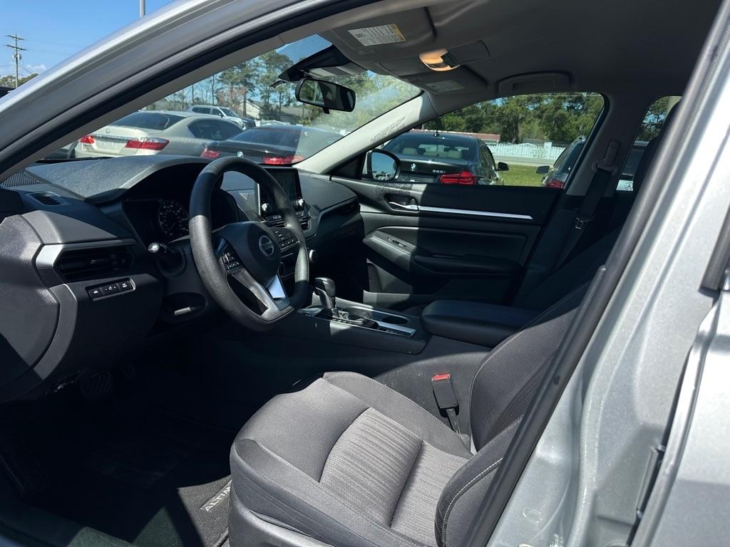 Nissan Altima 2.5 SV AWD Sedan 2022
