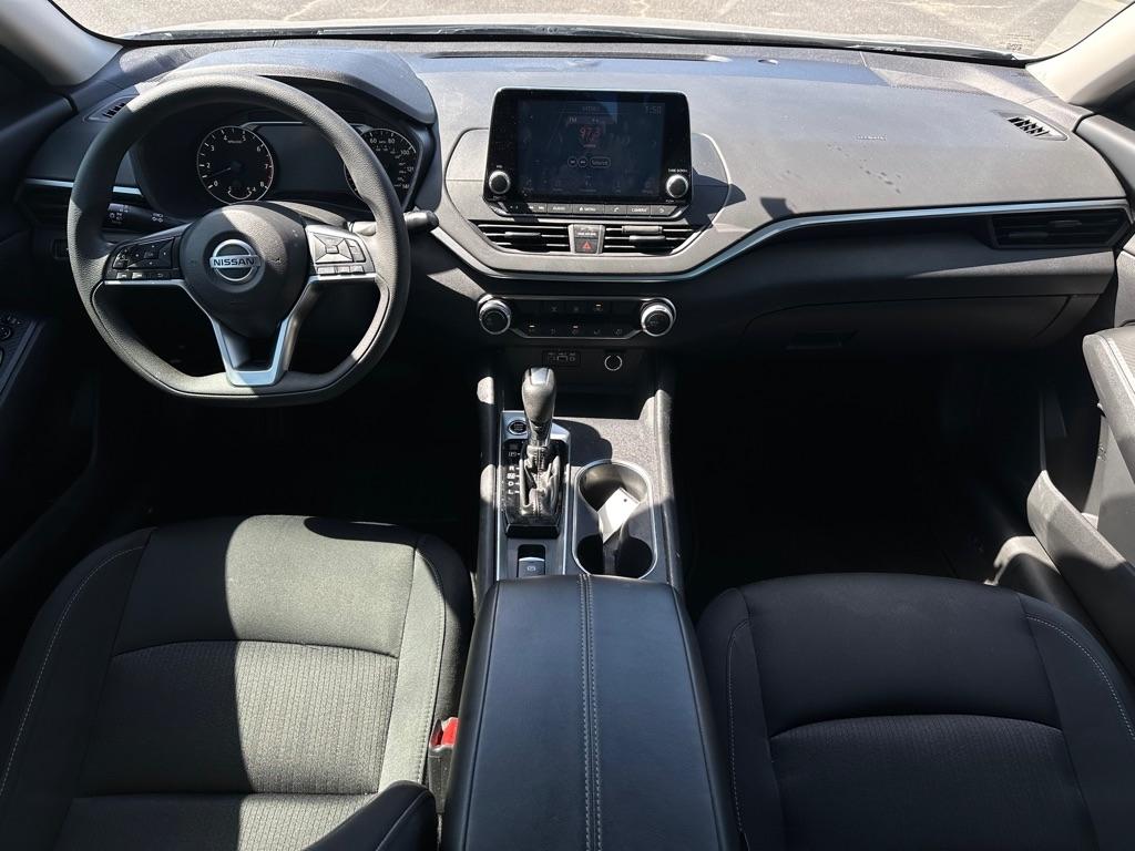 Nissan Altima 2.5 SV AWD Sedan 2022