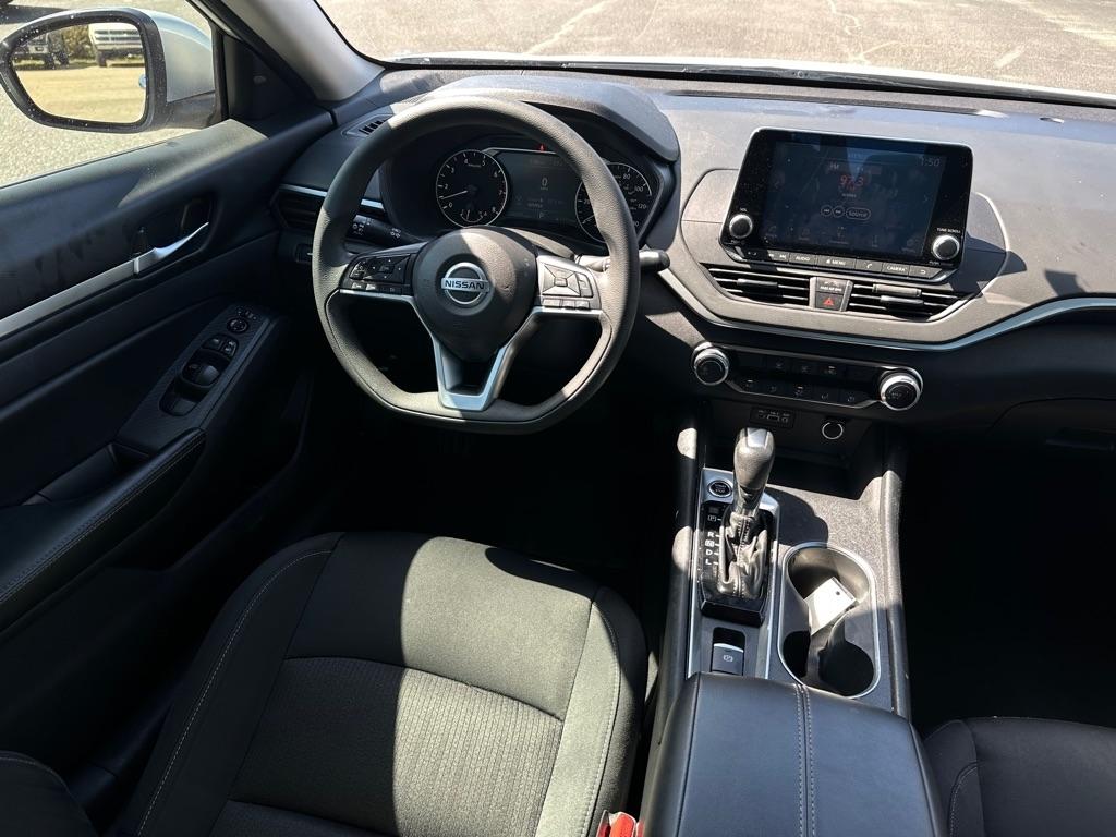 Nissan Altima 2.5 SV AWD Sedan 2022