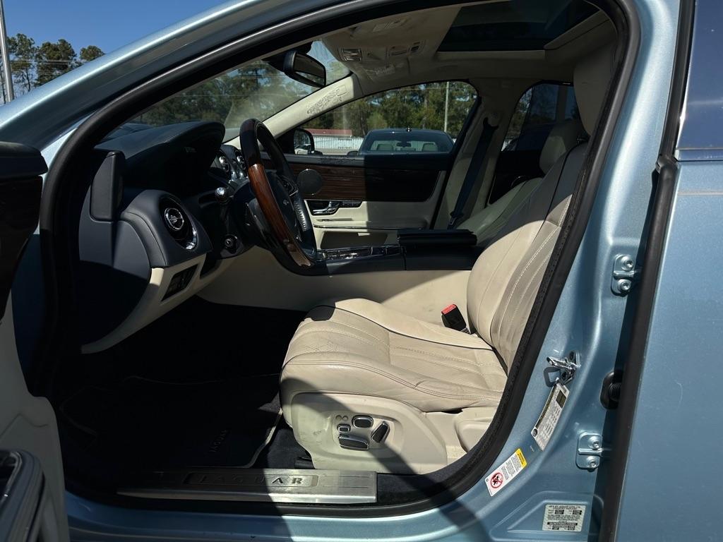 Jaguar XJ 4dr Sdn XJL 2012