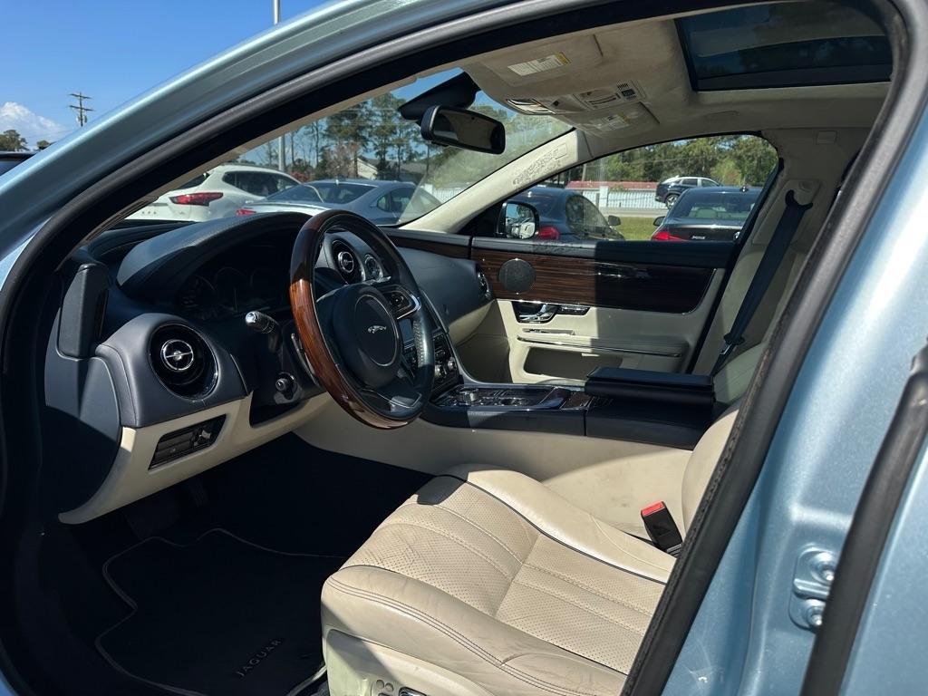 Jaguar XJ 4dr Sdn XJL 2012