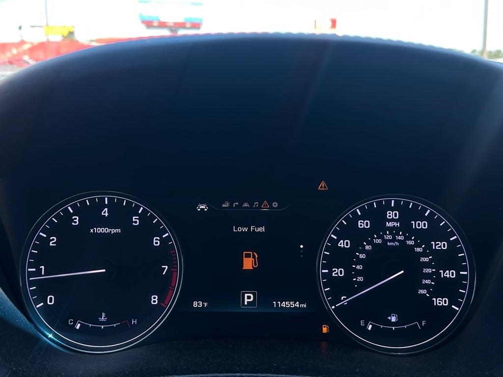 Hyundai Genesis 4dr Sdn V8 5.0L RWD 2015