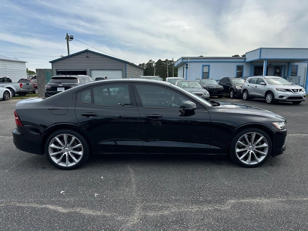 Volvo S60 T5 FWD Momentum 2019