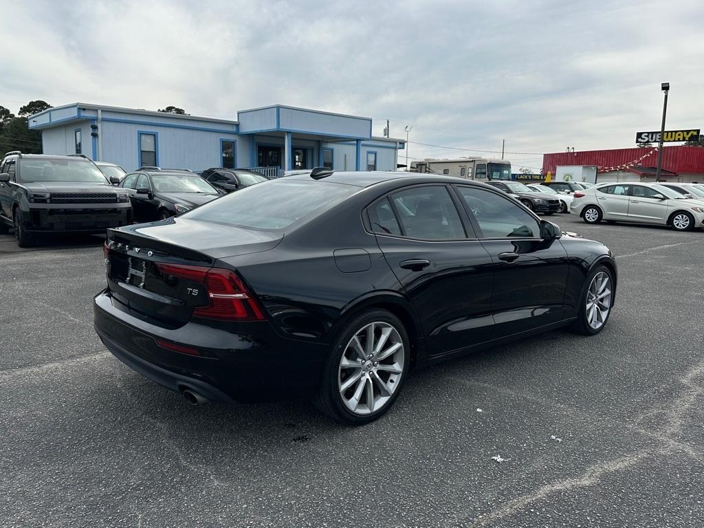 Volvo S60 T5 FWD Momentum 2019