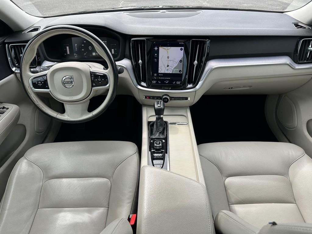 Volvo S60 T5 FWD Momentum 2019