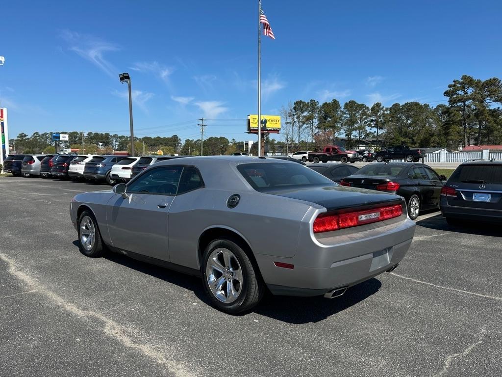 Dodge Challenger 2dr Cpe SXT 2014