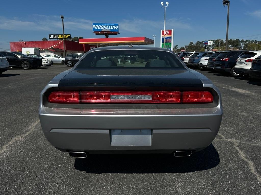 Dodge Challenger 2dr Cpe SXT 2014