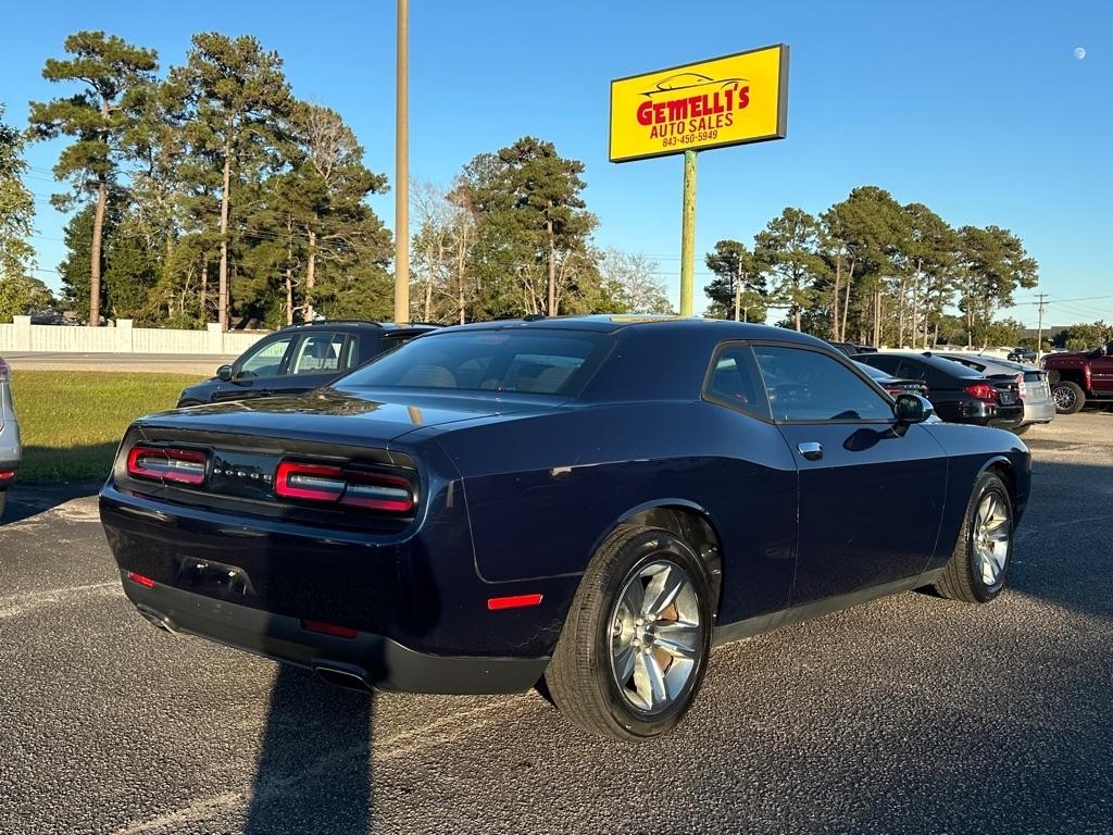 Dodge Challenger 2dr Cpe SXT 2016