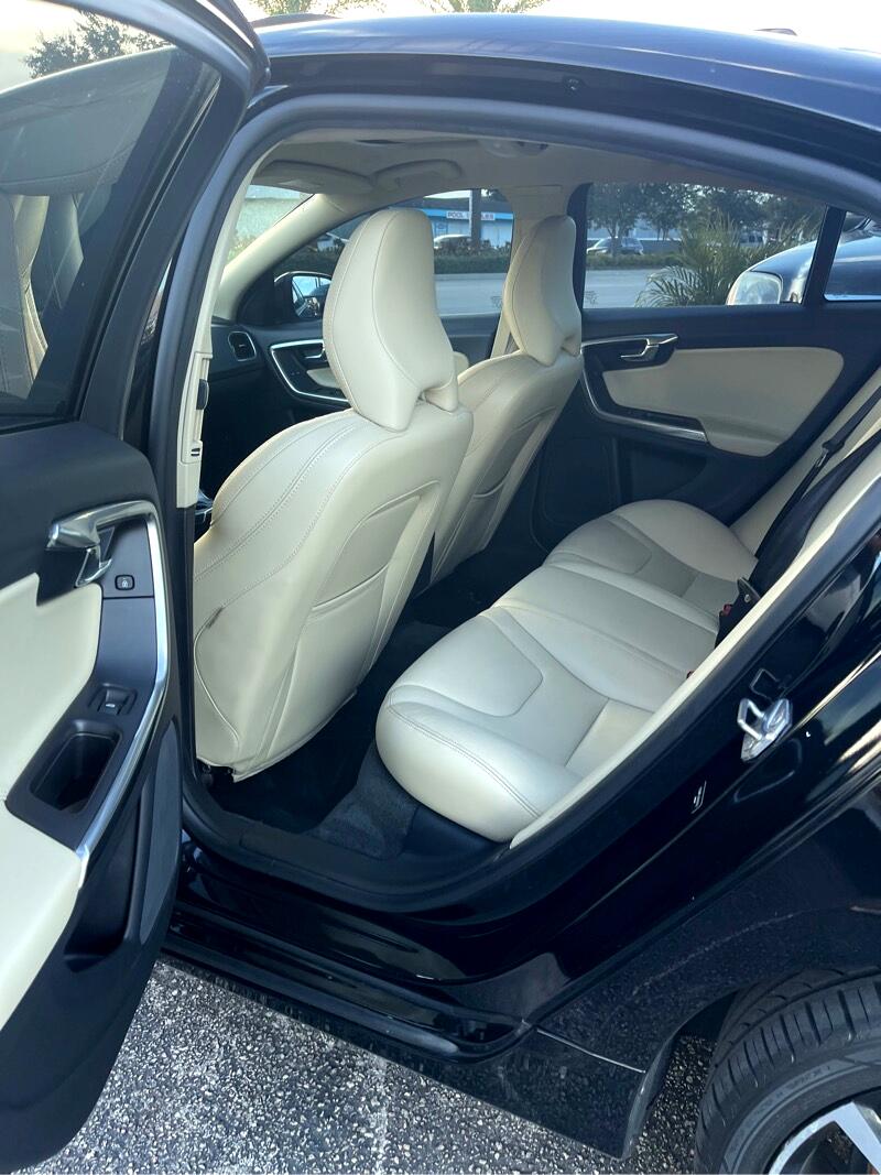 2017 VOLVO S60 Sedan - $12,000