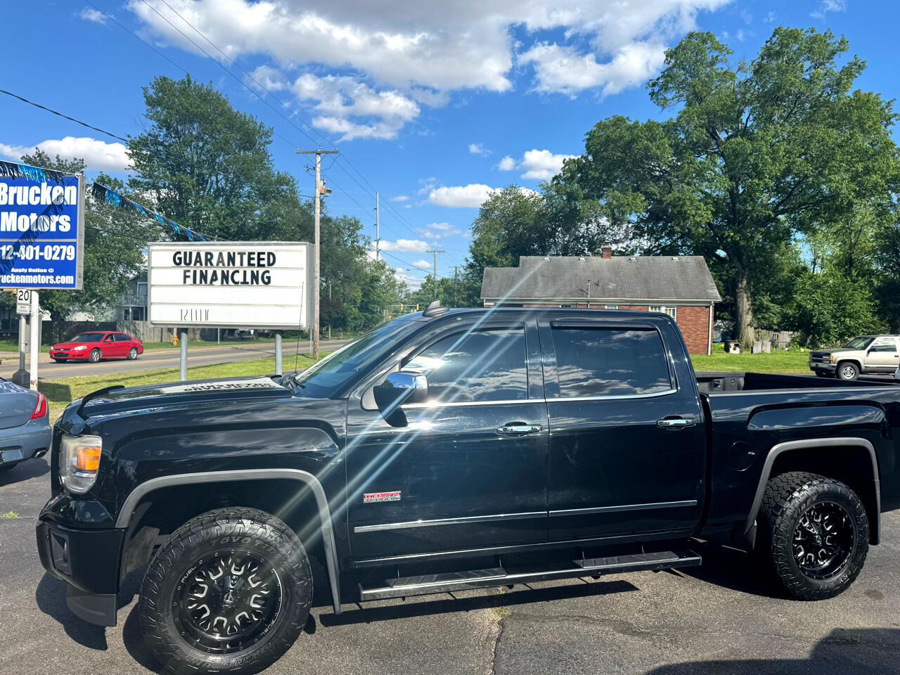 Image 2 of 2015 GMC Sierra 1500 SLT Crew Cab Short Box 4WD
