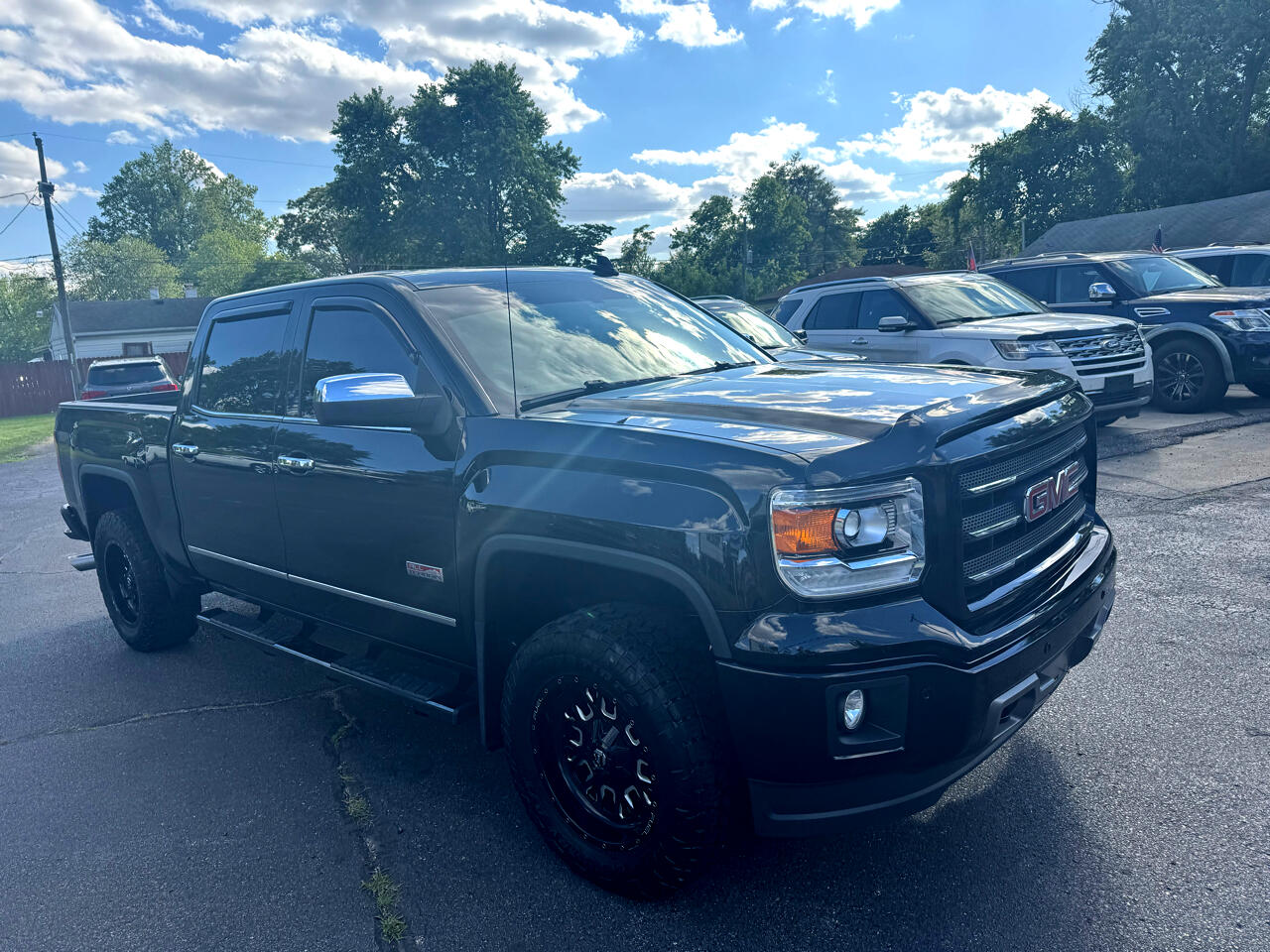 Image 7 of 2015 GMC Sierra 1500 SLT Crew Cab Short Box 4WD
