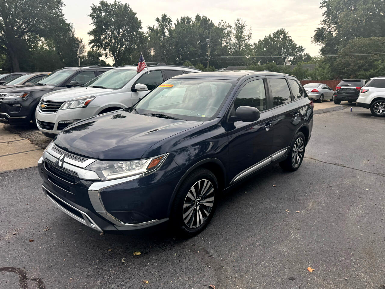 Image of 2019 Mitsubishi Outlander SEL AWD