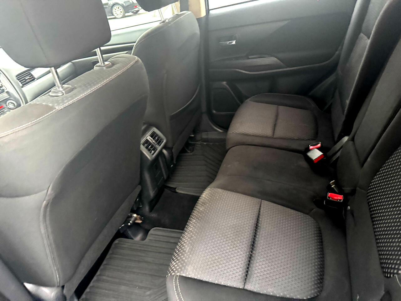 Image of 2019 Mitsubishi Outlander SEL AWD