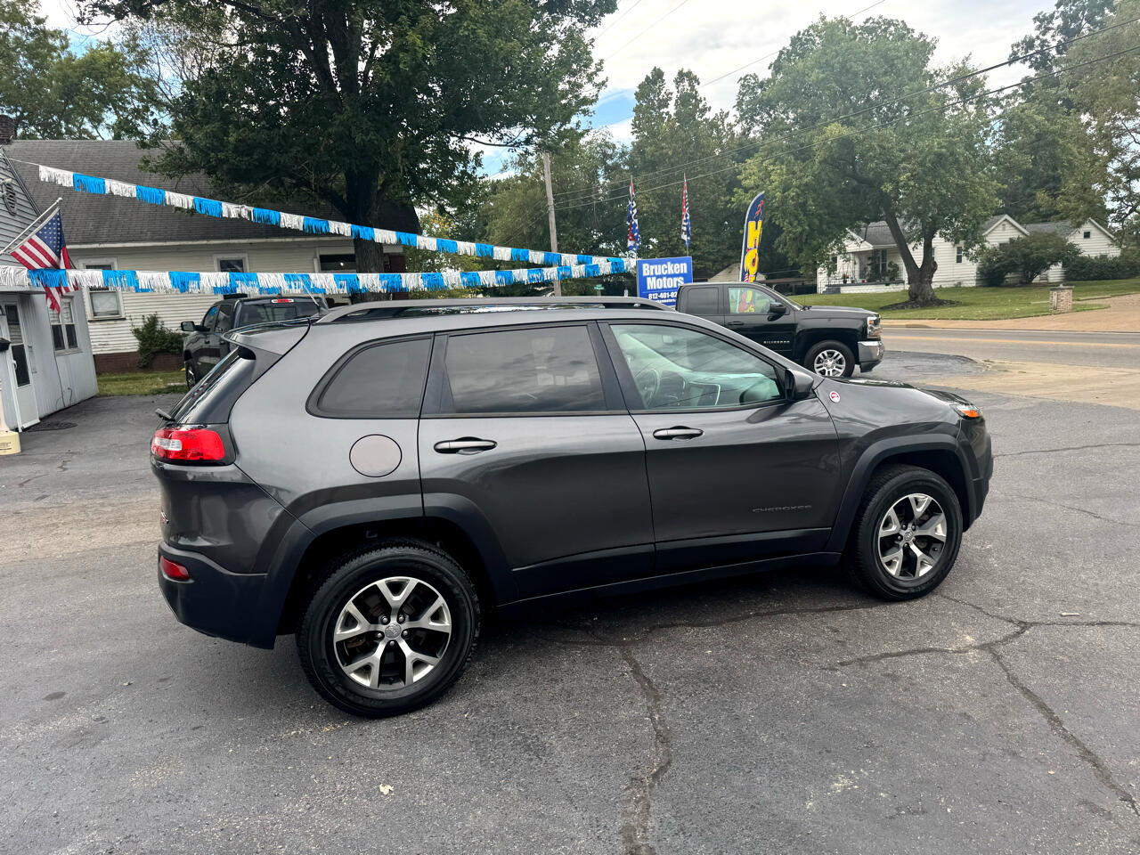 Image of 2015 Jeep Cherokee Trailhawk 4WD