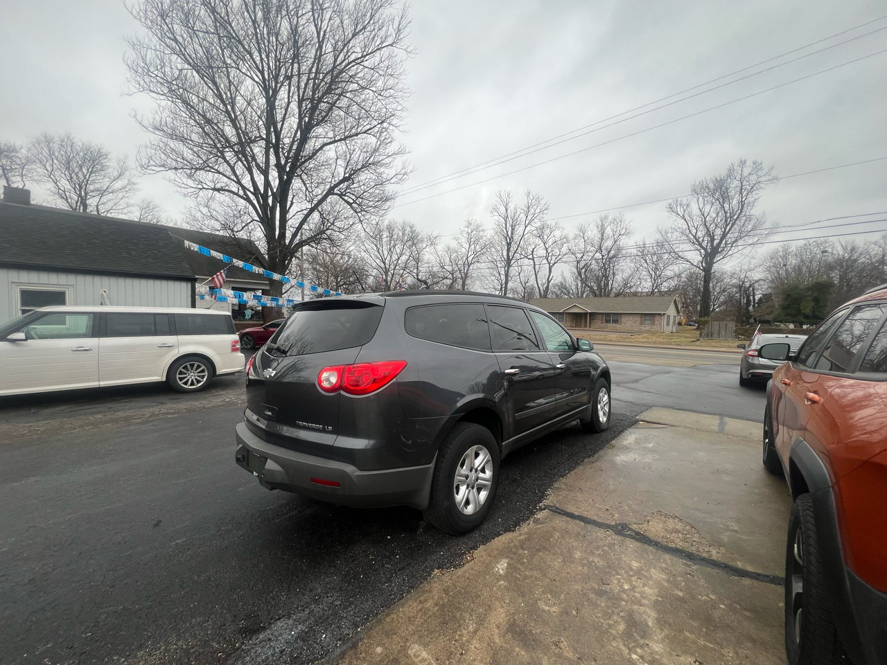 Chevrolet Traverse LS FWD w/PDC 2012