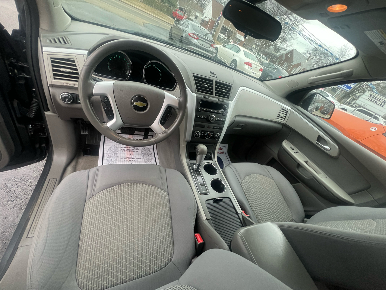 Chevrolet Traverse LS FWD w/PDC 2012