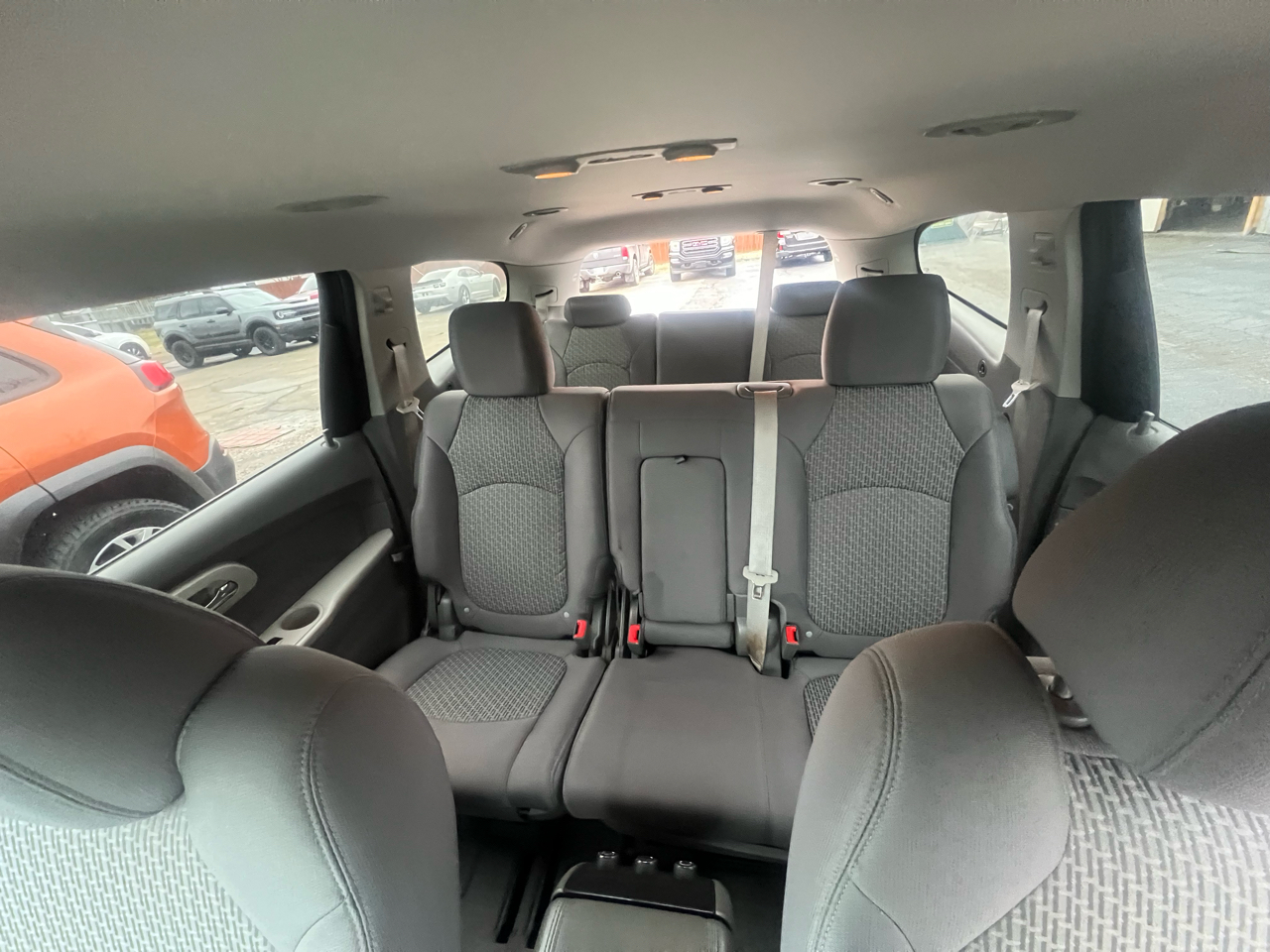 Chevrolet Traverse LS FWD w/PDC 2012