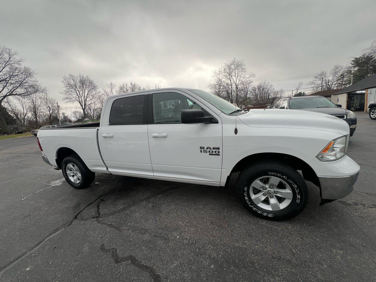 RAM 1500 Classic Tradesman Crew Cab LWB 4WD 2019
