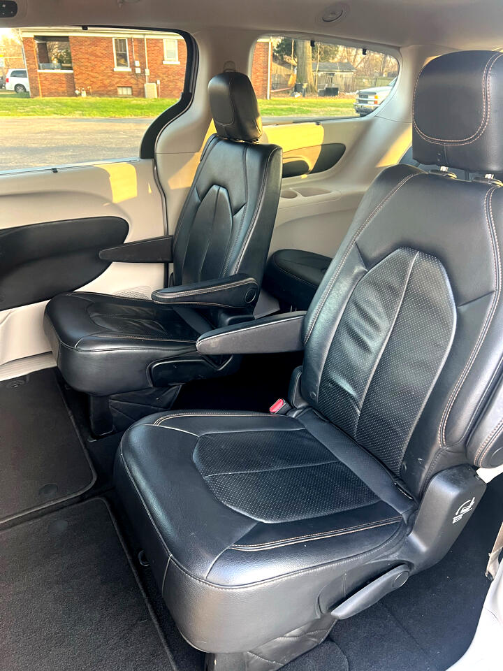 Chrysler Pacifica Touring-L 2018