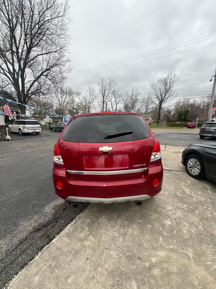 Chevrolet Captiva Sport 1LT FWD 2012