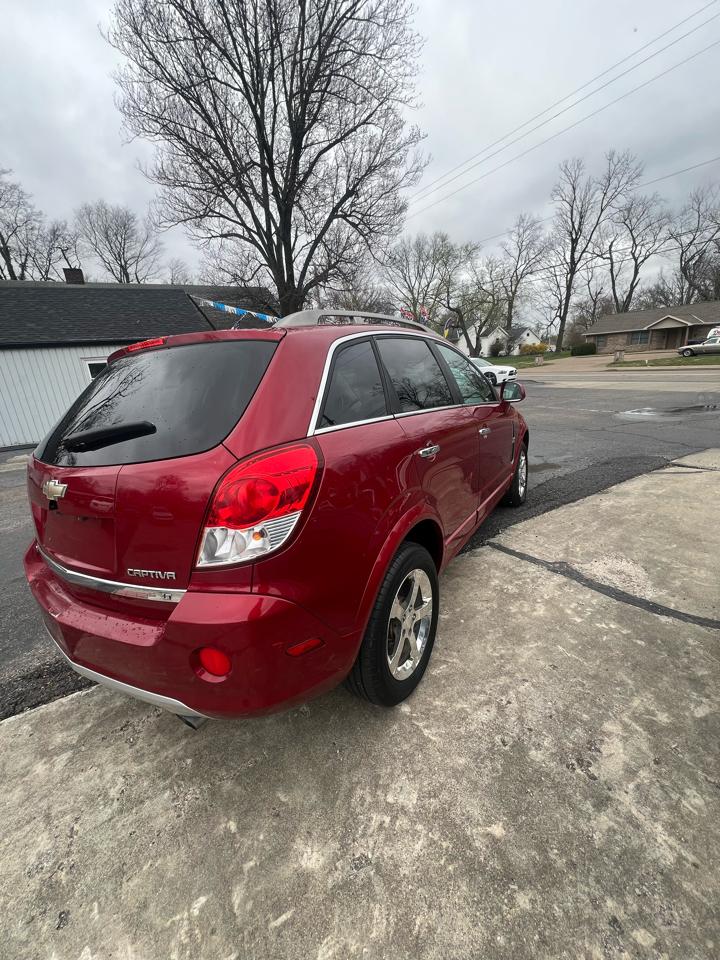 Chevrolet Captiva Sport 1LT FWD 2012