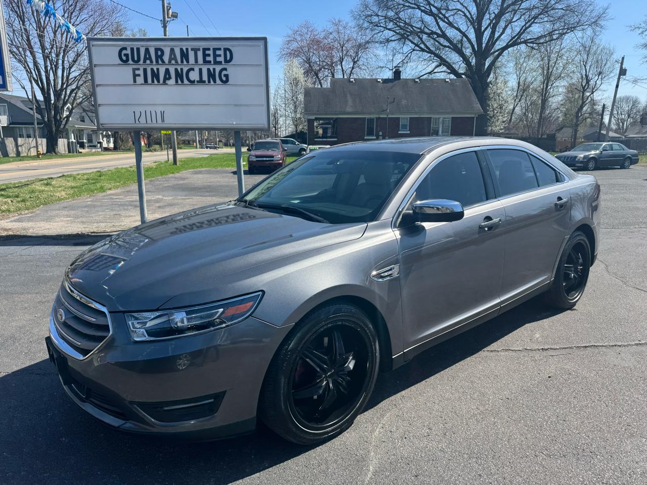 Ford Taurus Limited FWD 2013