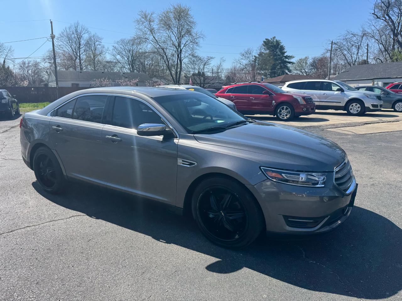 Ford Taurus Limited FWD 2013