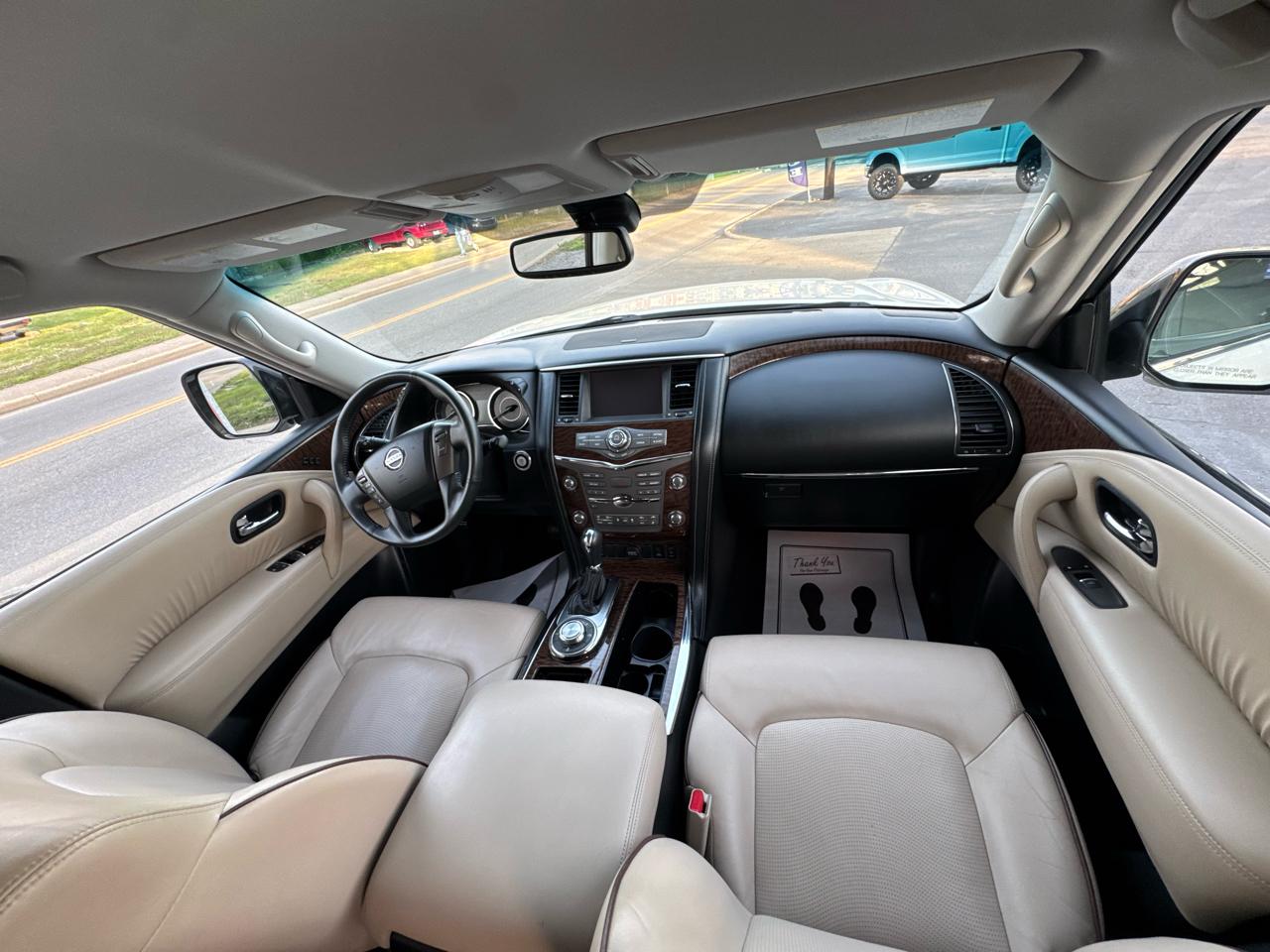 Nissan Armada SV AWD 2017