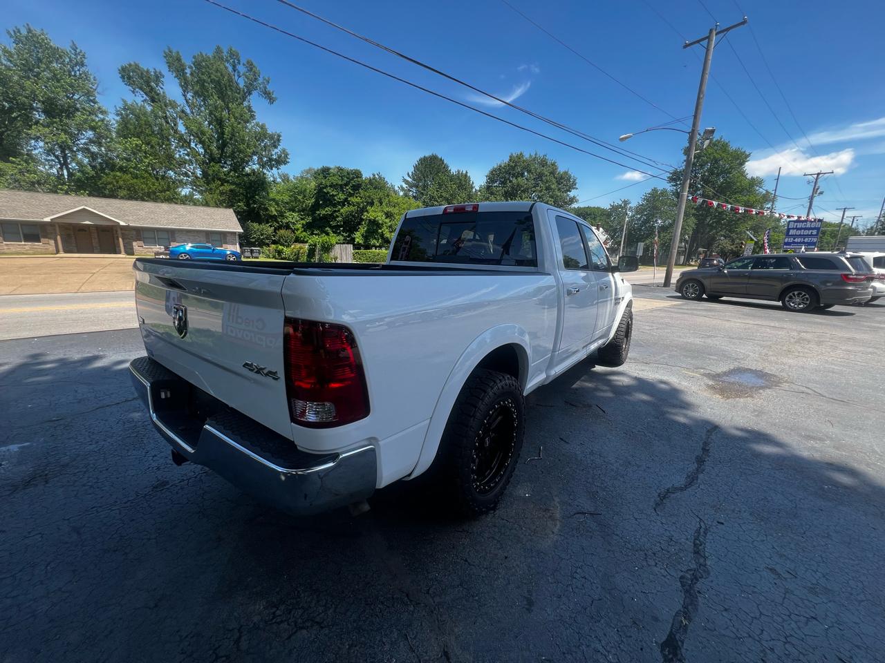 RAM 1500 SLT Reg Cab 4WD 2017