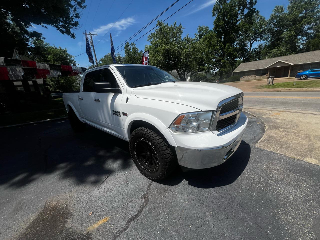 RAM 1500 SLT Reg Cab 4WD 2017