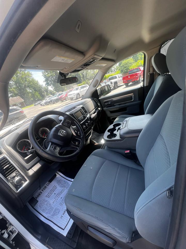 RAM 1500 SLT Reg Cab 4WD 2017