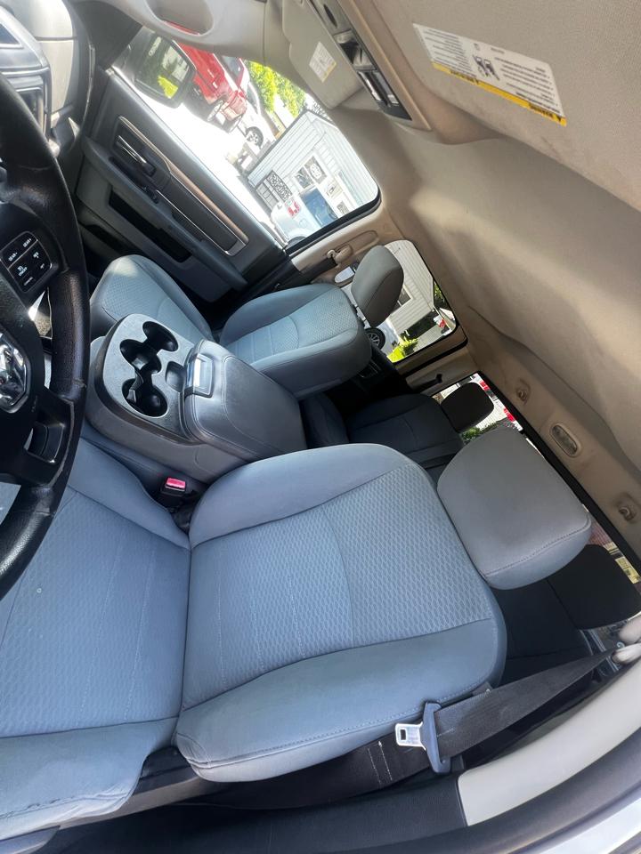 RAM 1500 SLT Reg Cab 4WD 2017
